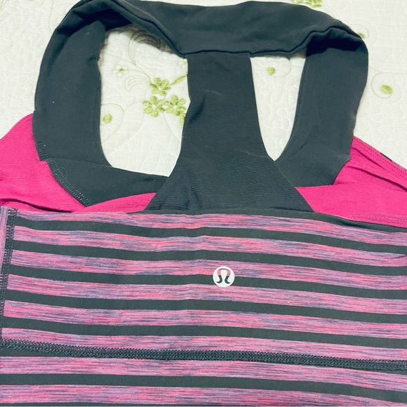 Lululemon Vintage Scoop Neck Tank Size 8. - Picture 3 of 3